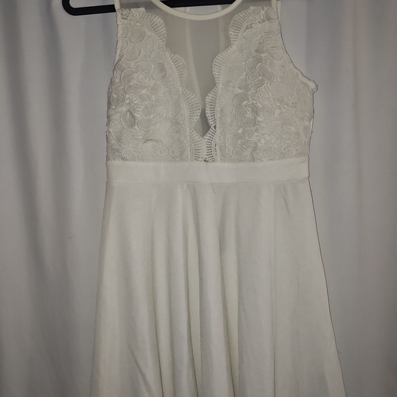 Material Girl Ivory Floral Lace Dress - Picture 1 of 4